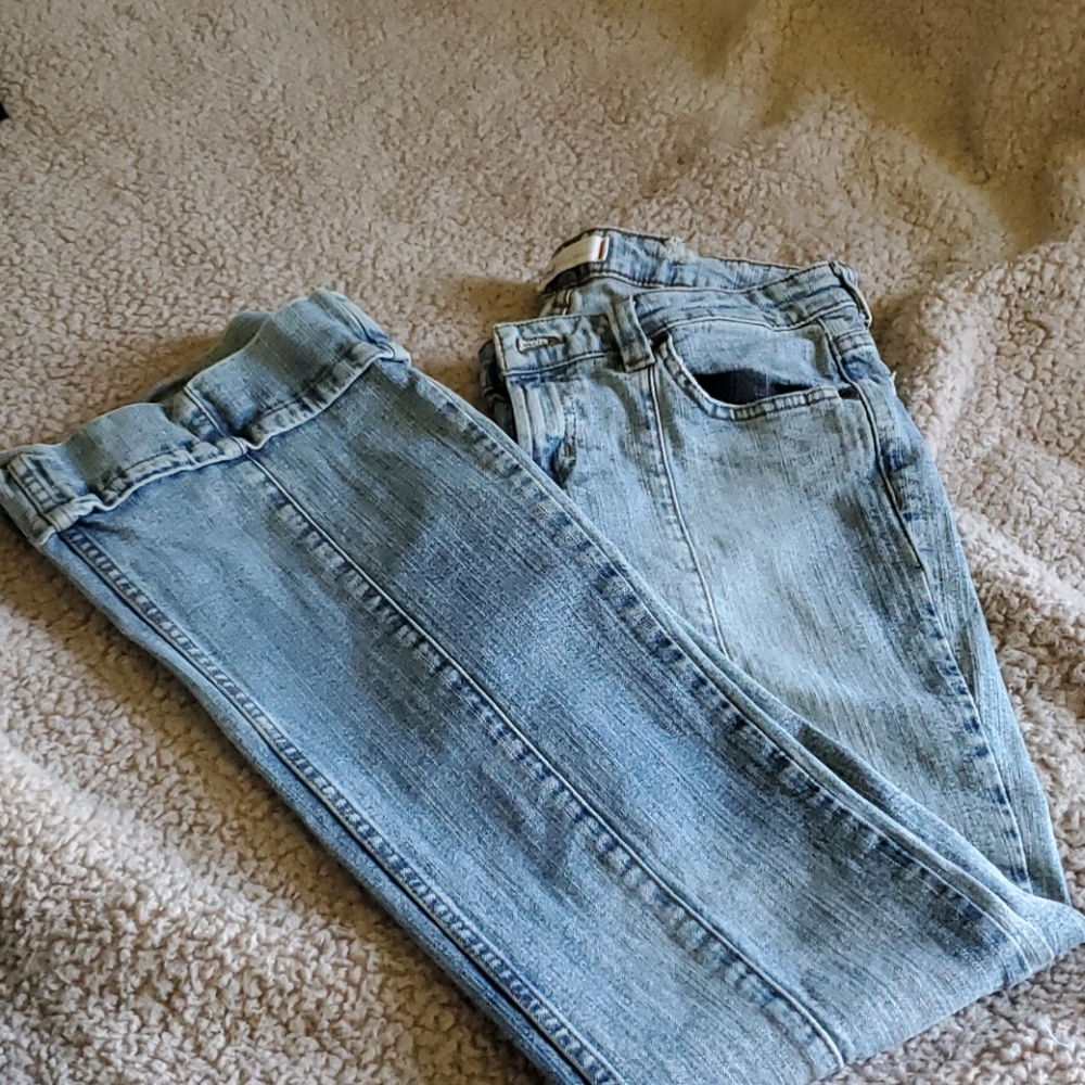 "Vintage" Low Rise Dbld. Stched Bottom Flare Jeans